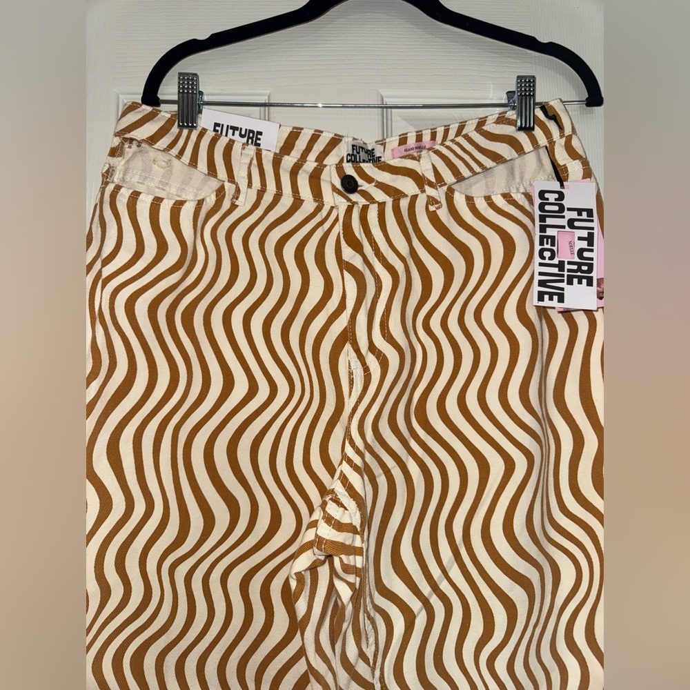 Future Collective Tan and White Wavy Pants - Picture 2 of 8